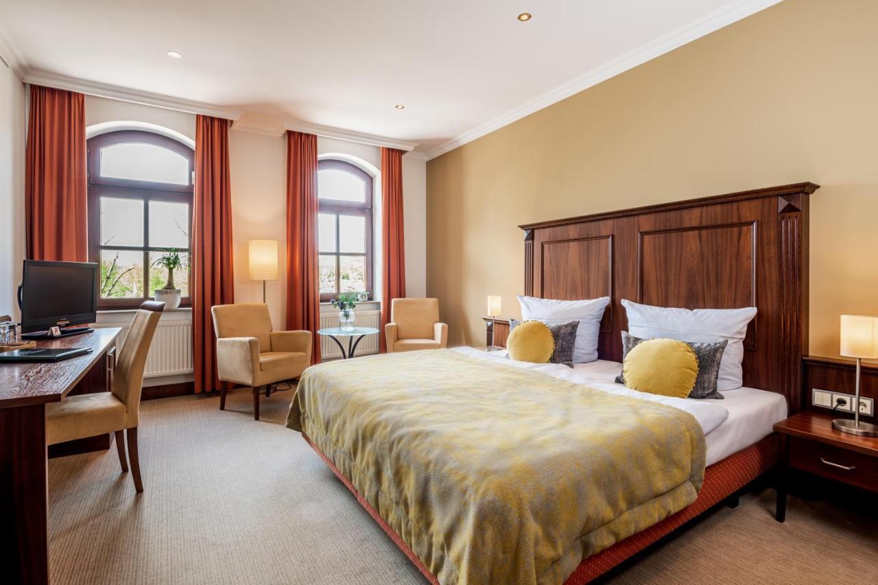 Gasthuis Zum Lindenhof 4*
